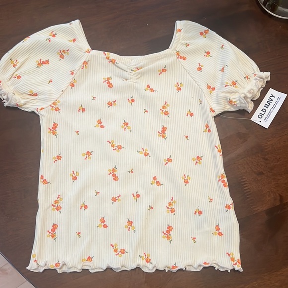 Puff-Sleeve Rib-Knit Cream Top with Flowers - Picture 2 of 2